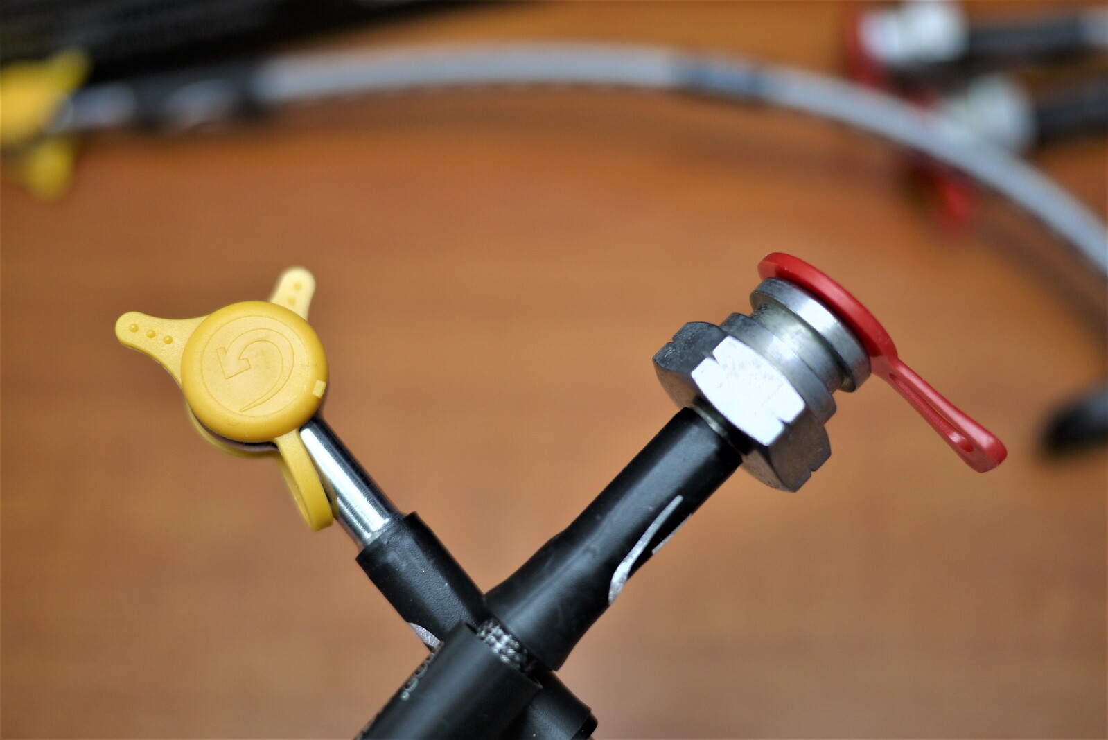 Goodridge brake lines mtb clearance
